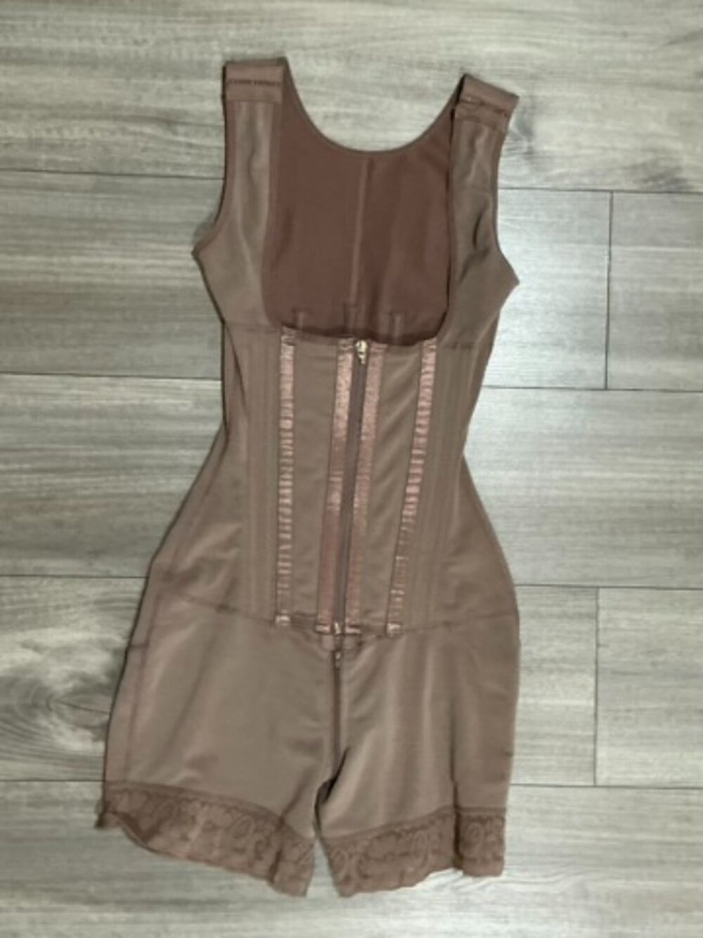 NWOT Mocha Body Shaper - Structured Front Zip, Boning Panels, Lace Trim